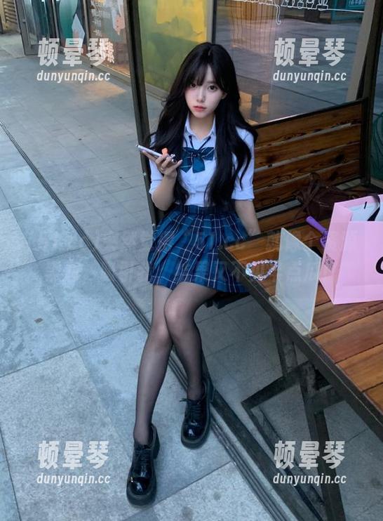 突然觉得“51.cc”就像个资源黑洞，吸引我，结果又不见半点瓜！