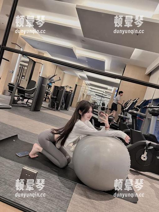 51吃瓜 ios用户的日常:刷www51吃瓜com,连瓜皮都想变成历史碎片。