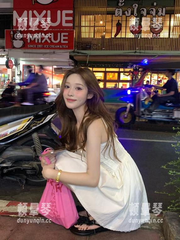 首页透出的911黑料，着实让人对快乐的定义有点震惊