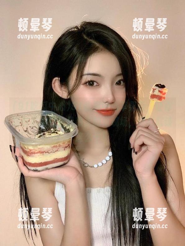 91吃瓜中心 91吃瓜中心苹果版,让你随时随地抵达最热火的瓜现场,吃瓜就该这么干!