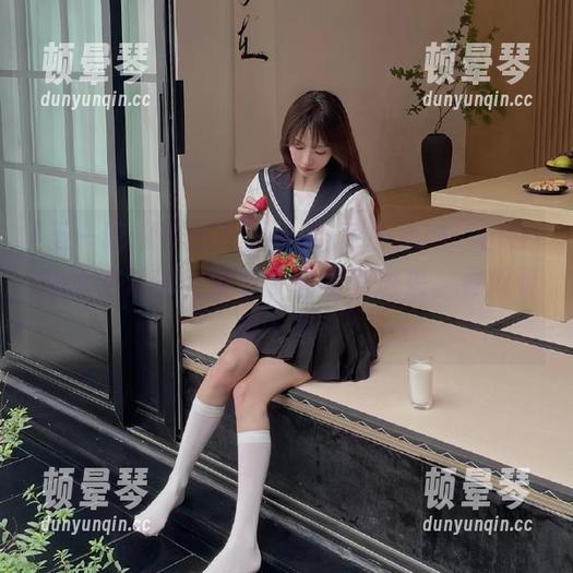 “五一吃瓜中心网”已在ios大方驾到，别忘了轻松戳进来，看瓜看到天亮！