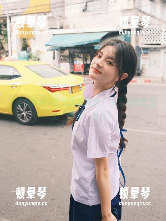 吃瓜爆料网址，今天的网红怎么“剖析”自己？