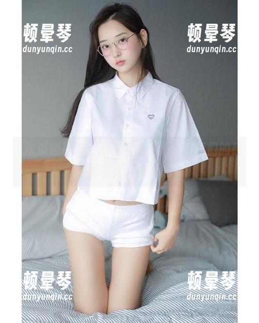 吃瓜爆料的网页，网红们的感情剧本竟这么精彩！