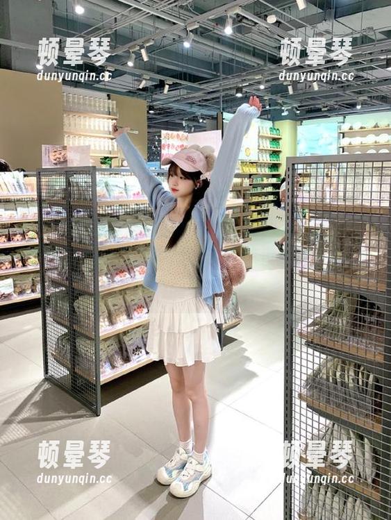 我觉得“我要吃瓜网”的网址再火都是意料之中的，毕竟这世道需要点八卦调味啊！