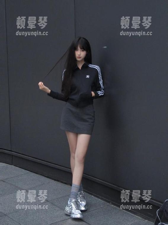 我在黑料正能量不打烊苹果版里找到了2025的灵感，结果…哈哈